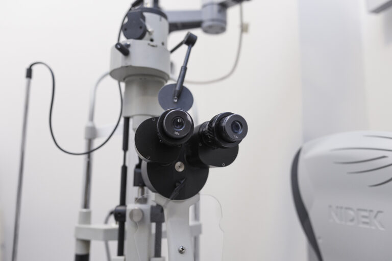 slit lamp